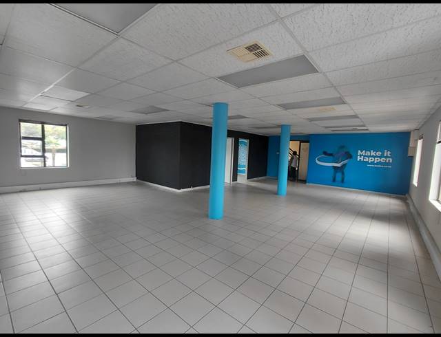 139M² OFFICE TO LET IN MAROELADAL